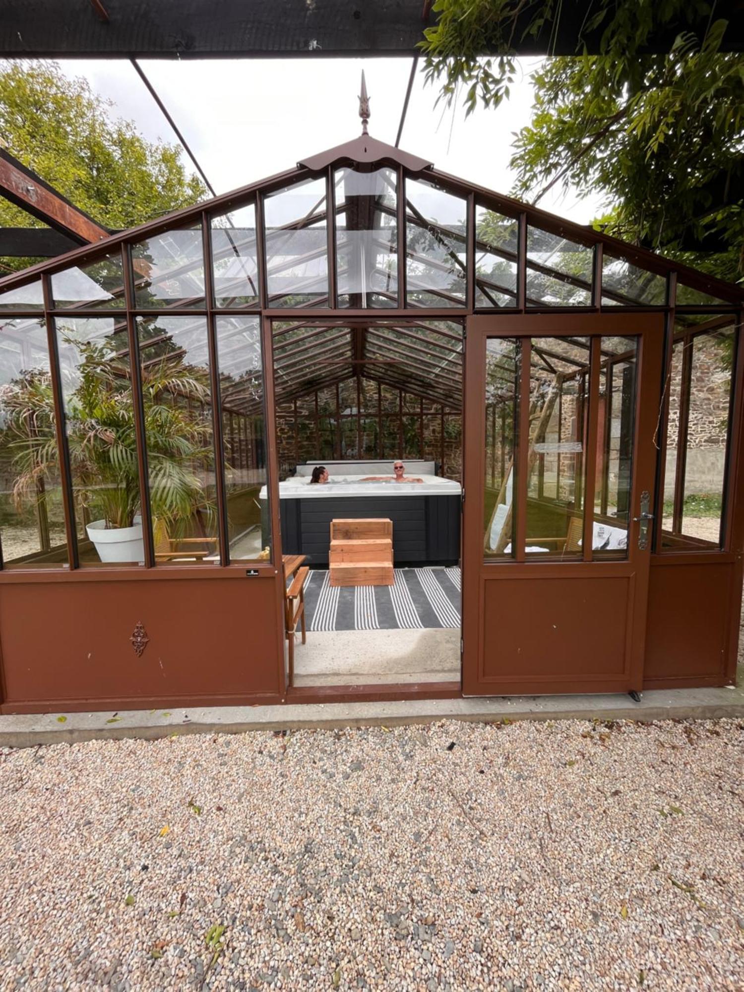 Отель Domaine Du Tertre Ychot Доль-де-Бретань Экстерьер фото
