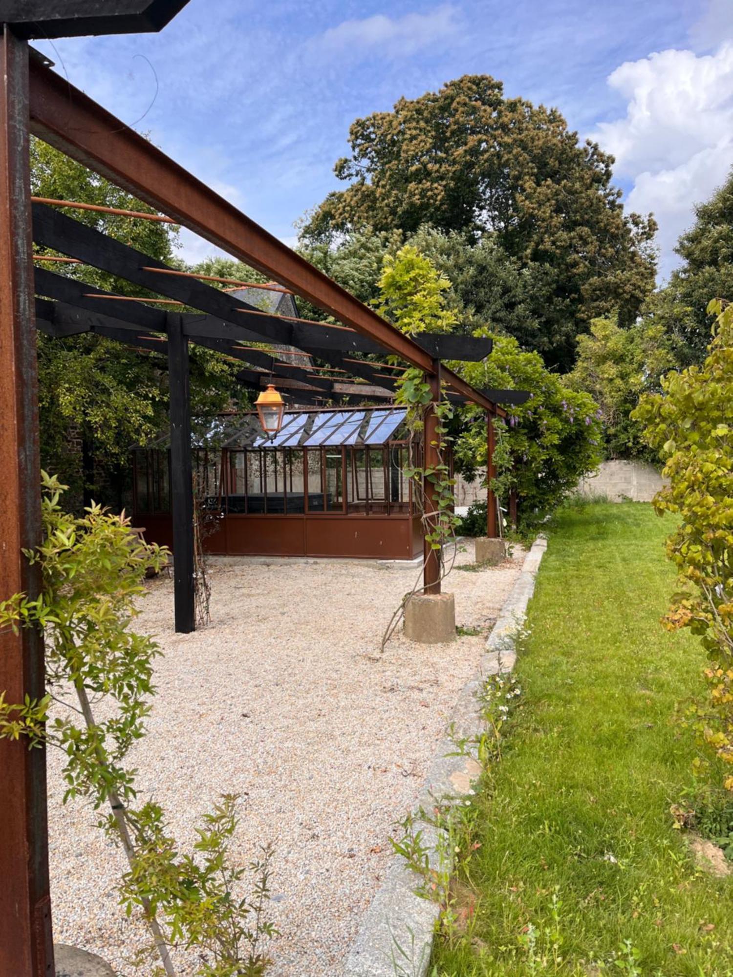Отель Domaine Du Tertre Ychot Доль-де-Бретань Экстерьер фото