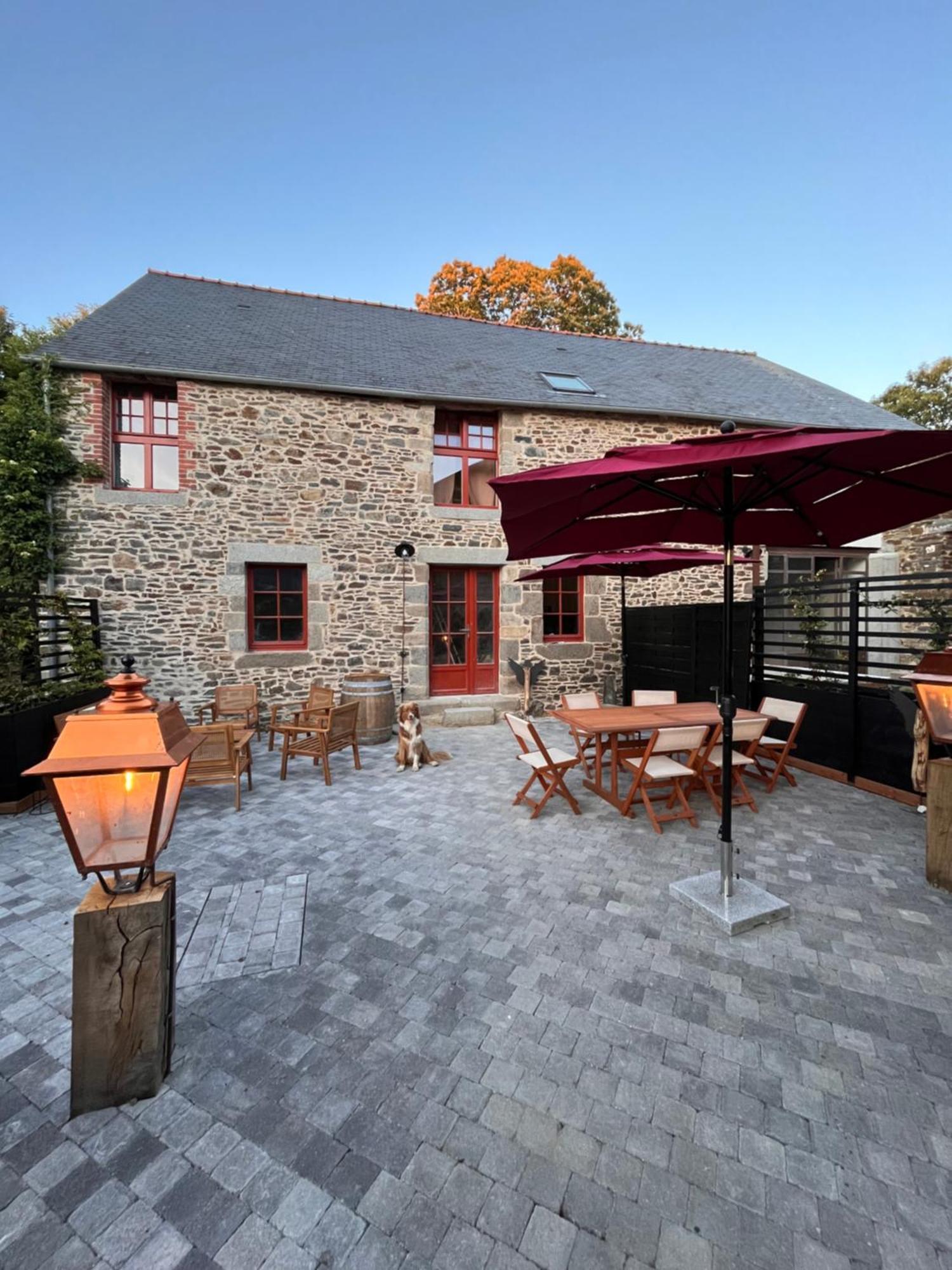 Отель Domaine Du Tertre Ychot Доль-де-Бретань Экстерьер фото