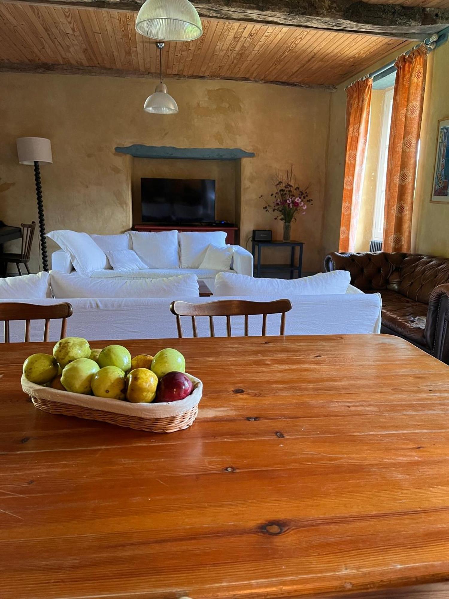 Отель Domaine Du Tertre Ychot Доль-де-Бретань Экстерьер фото